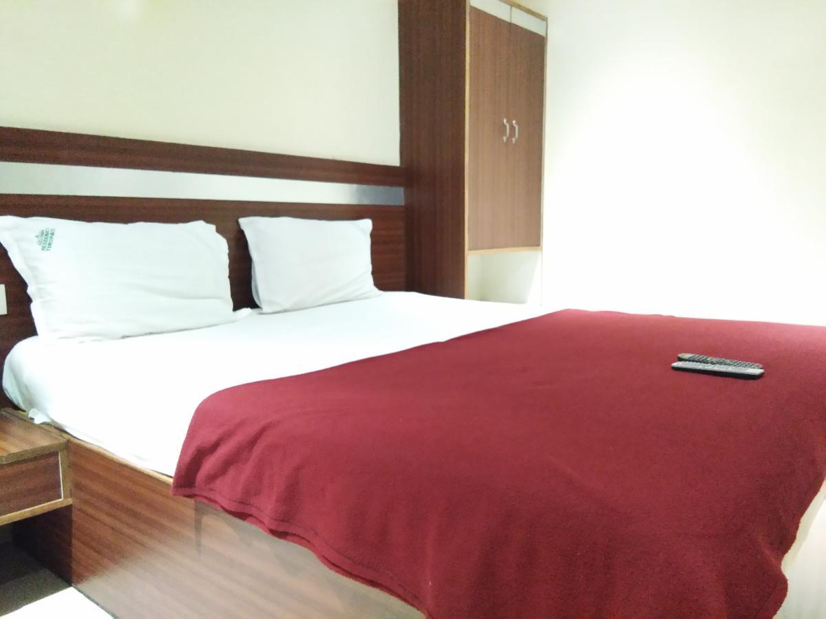 Hotel Adarsh Residency Tirupati Exterior foto