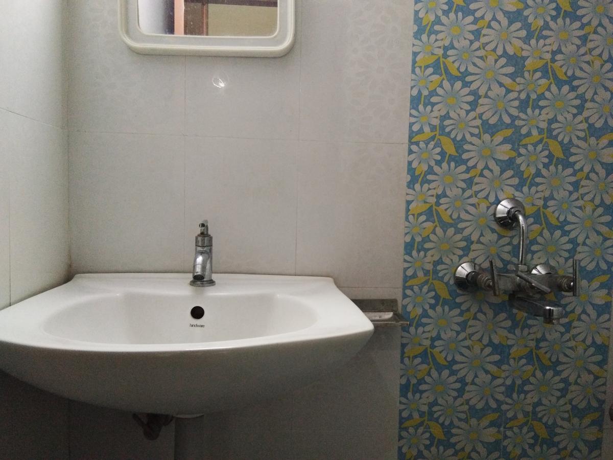 Hotel Adarsh Residency Tirupati Exterior foto