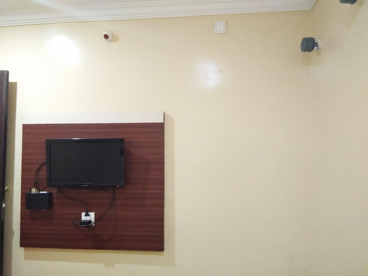 Hotel Adarsh Residency Tirupati Exterior foto